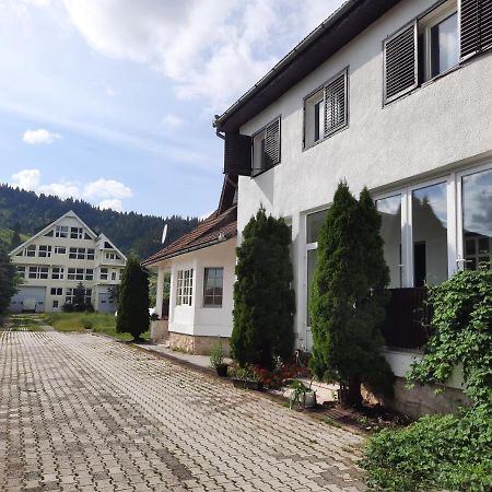 Hotel Antal Kulcsosház Gyimesfelsőlok Esterno foto