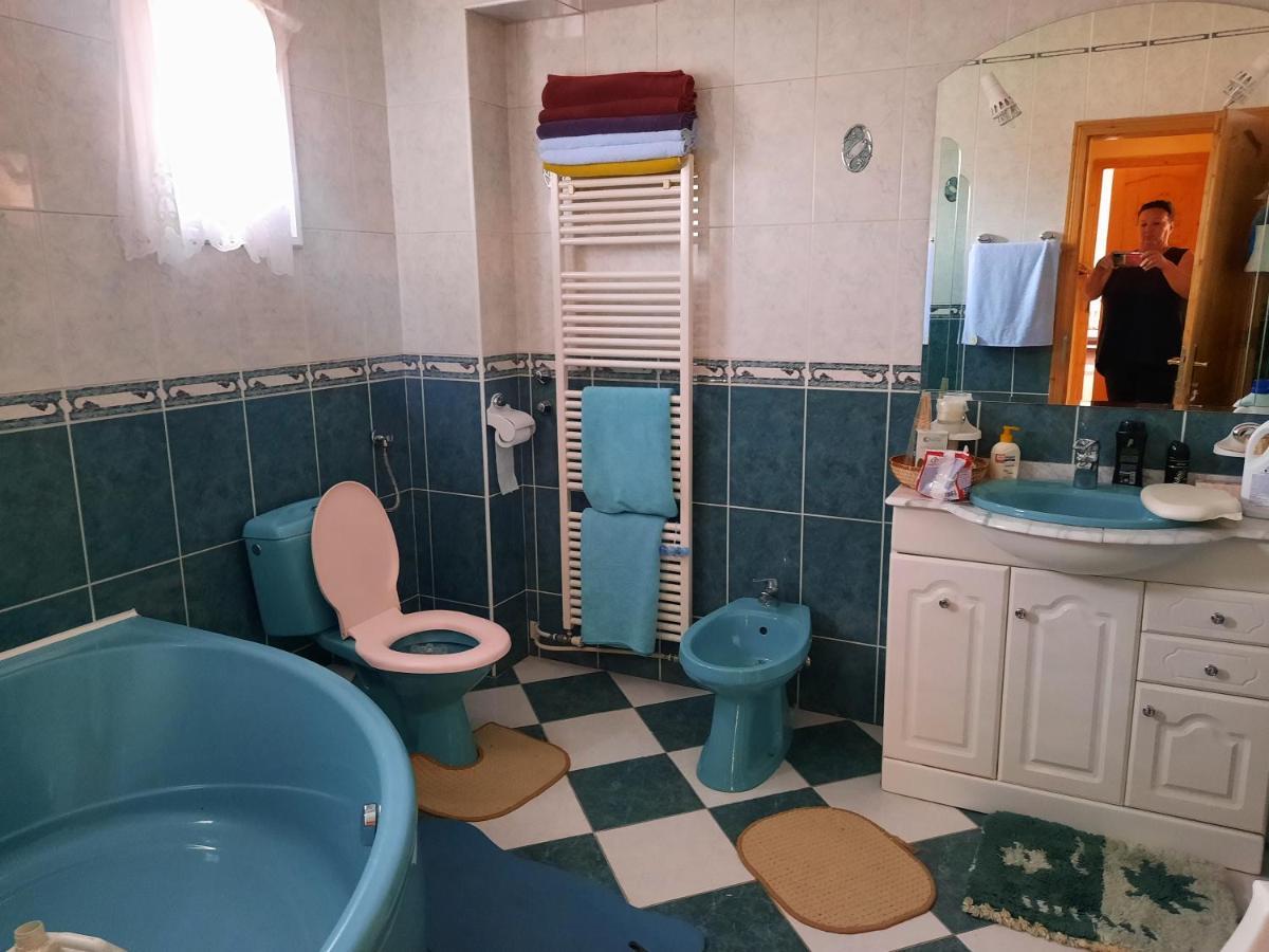 Hotel Antal Kulcsosház Gyimesfelsőlok Esterno foto