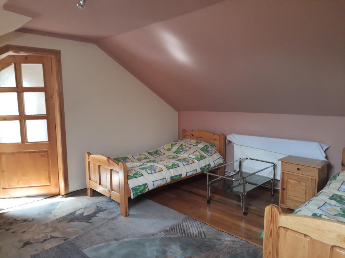 Hotel Antal Kulcsosház Gyimesfelsőlok Esterno foto