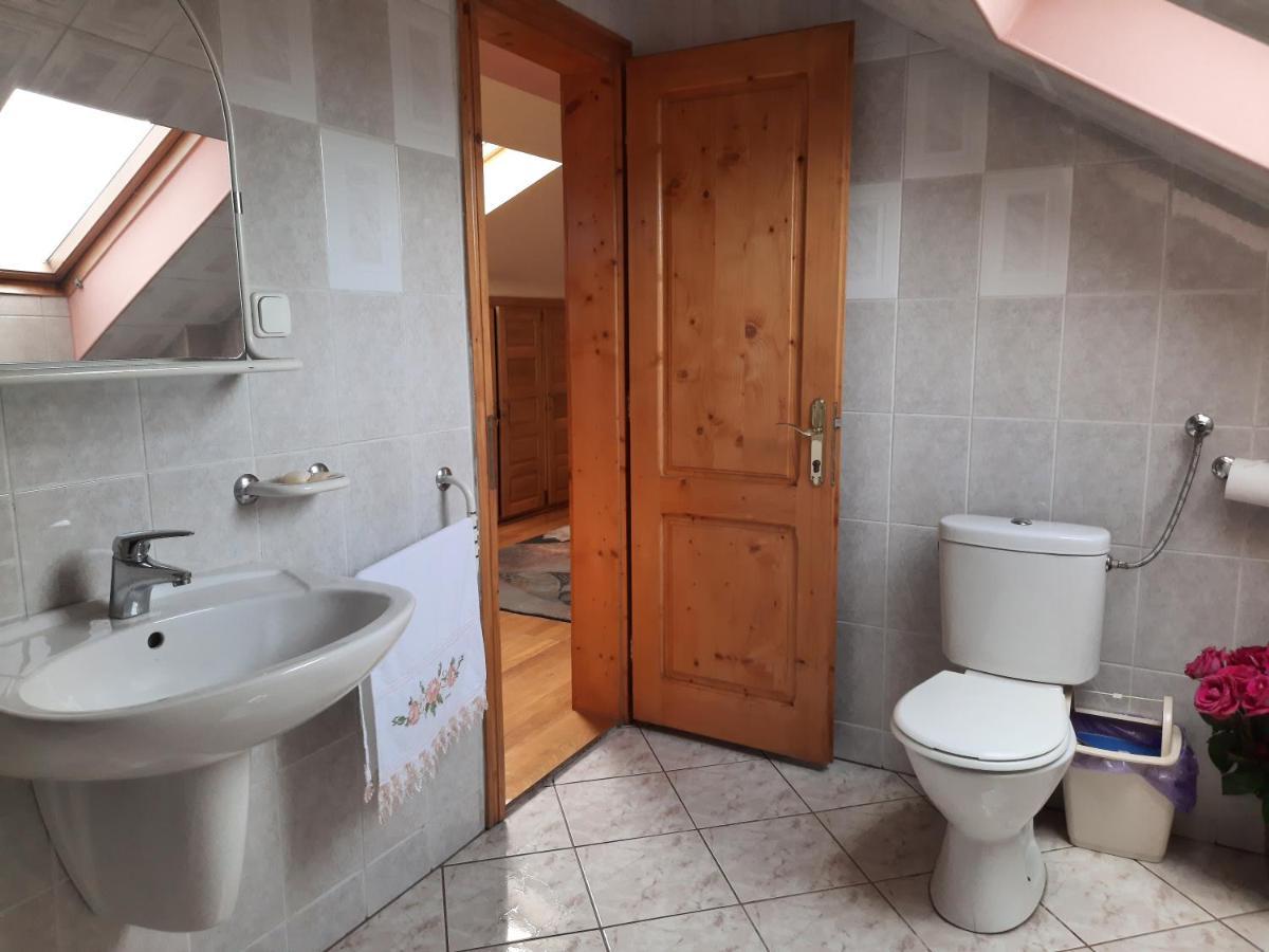 Hotel Antal Kulcsosház Gyimesfelsőlok Esterno foto