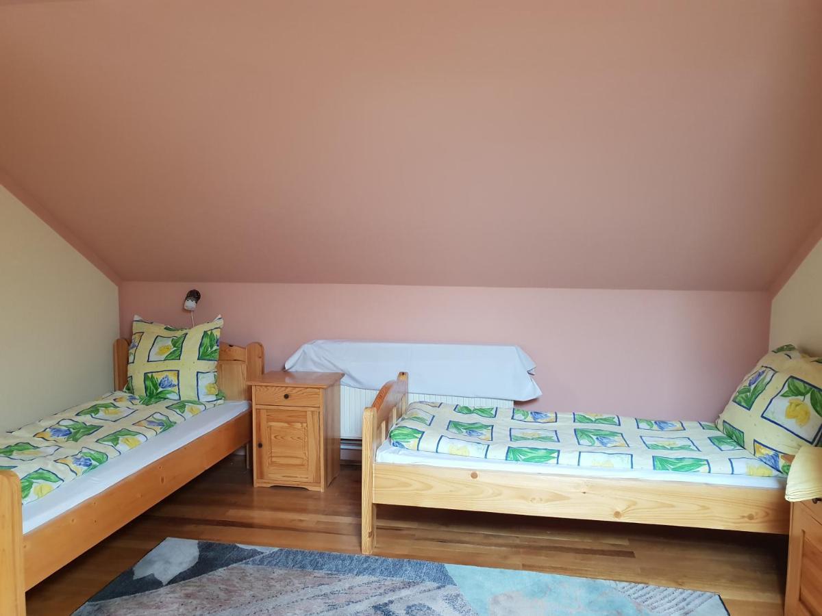 Hotel Antal Kulcsosház Gyimesfelsőlok Esterno foto